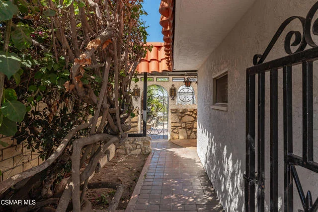 5245 Bindewald Road photo 3