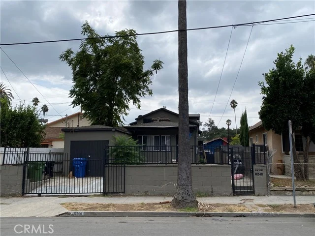 6240 Arroyo Glen Street, Highland Park