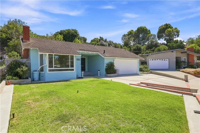 2080 Avenida Feliciano photo 4