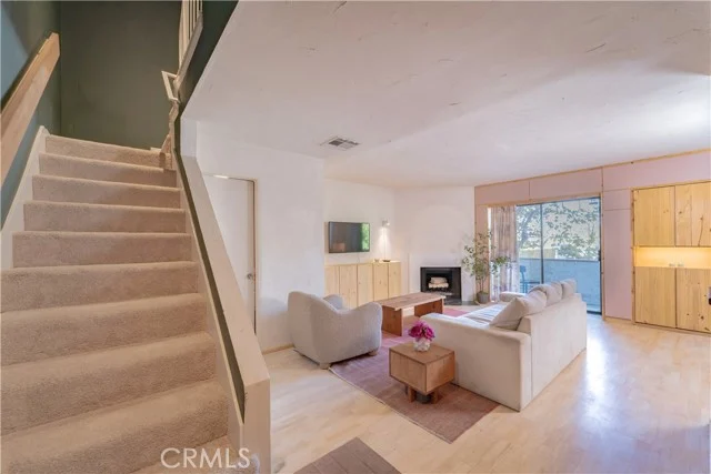 8516 Cadillac Avenue #8, Los Angeles