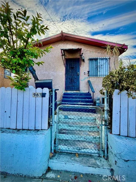 963 Hollins, Los Angeles
