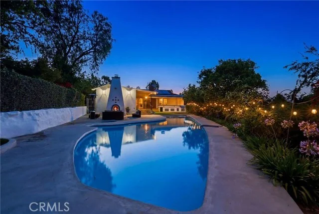 2 Hitching Post, Rolling Hills Estates