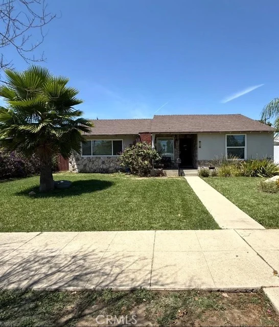 15101 Devonshire, Los Angeles