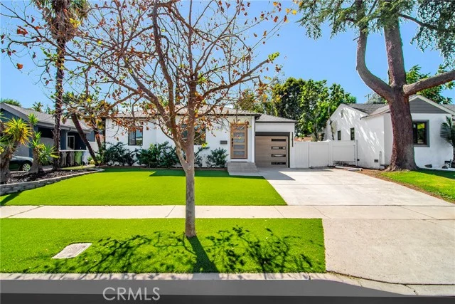 17420 Collins Street photo 2