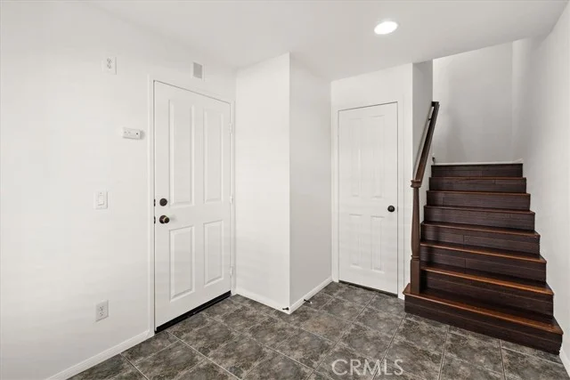 1800 Oak Street #319 photo 3
