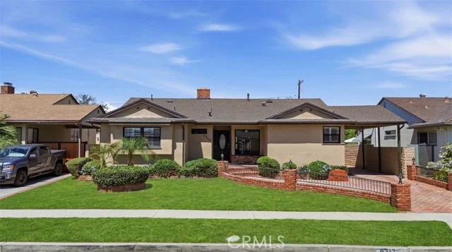 6313 Melvin photo 1