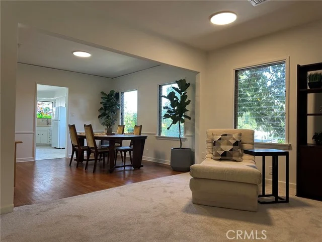 2572 Silver Ridge photo 1