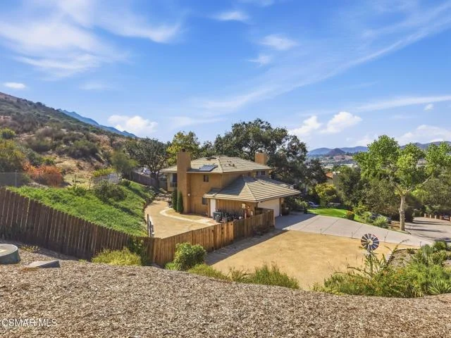4915 Vejar Drive photo 3