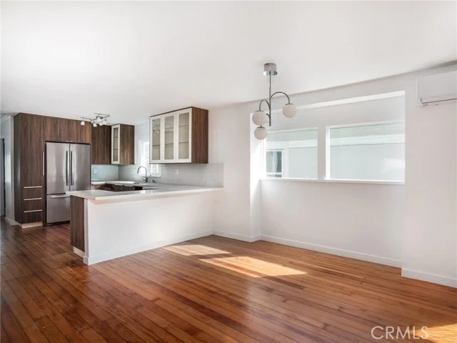 58 Ozone Ave photo 5