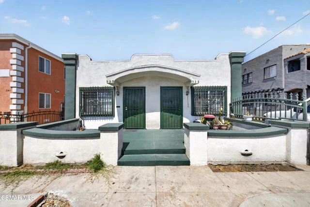 535 54th Street photo 1
