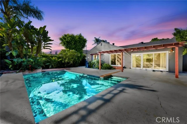 13916 Cohasset Street, Van Nuys