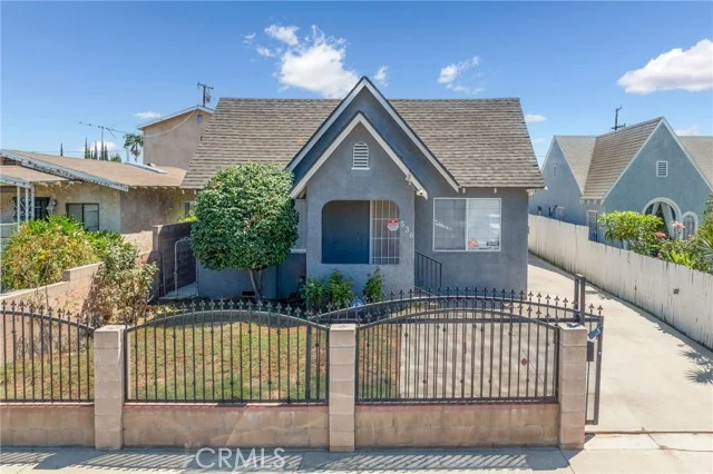 536 S Sadler photo 2