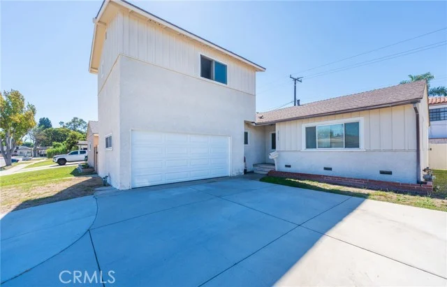 23133 Meyler, Torrance