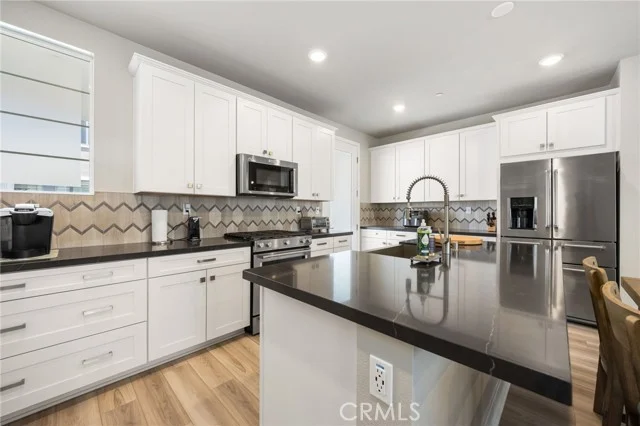 1460 W Sunrise Lane, San Pedro