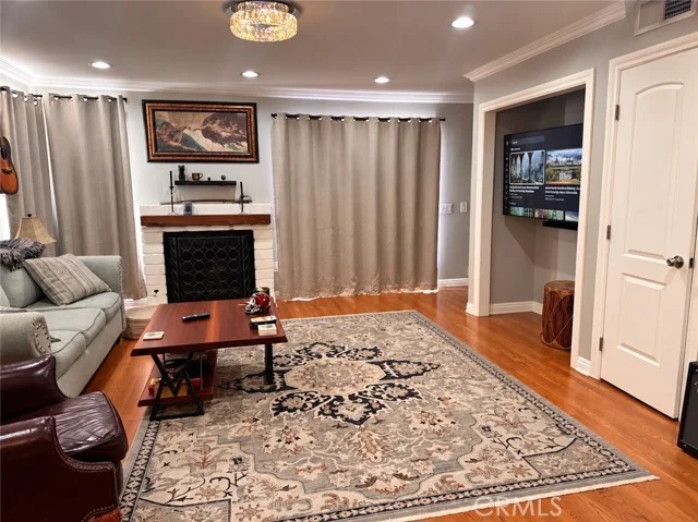 14435 Valerio #15, Van Nuys