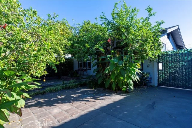 5462 Homeside photo 2
