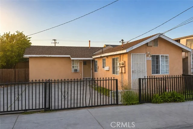 2031 E Spaulding Way, Long Beach