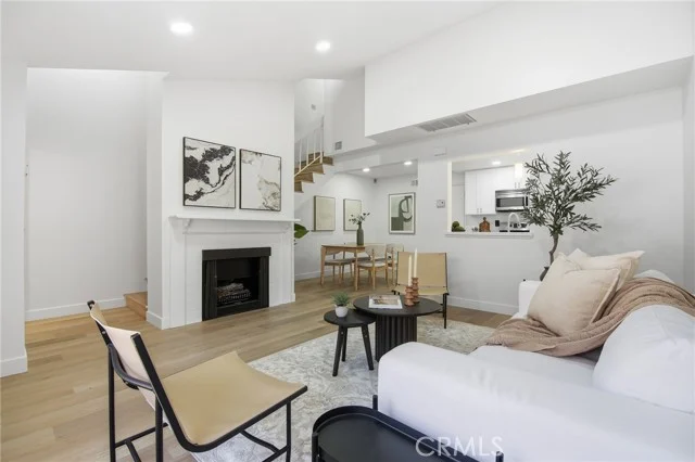 3342 Elm Avenue #26, Long Beach