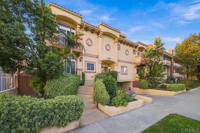 14819 Magnolia Boulevard #7, Sherman Oaks
