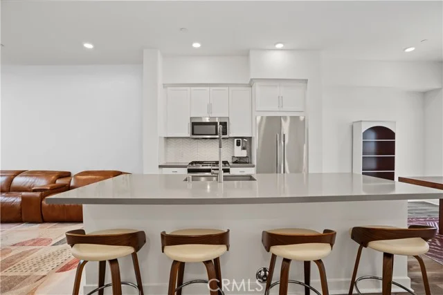 283 Dockside Lane, San Pedro