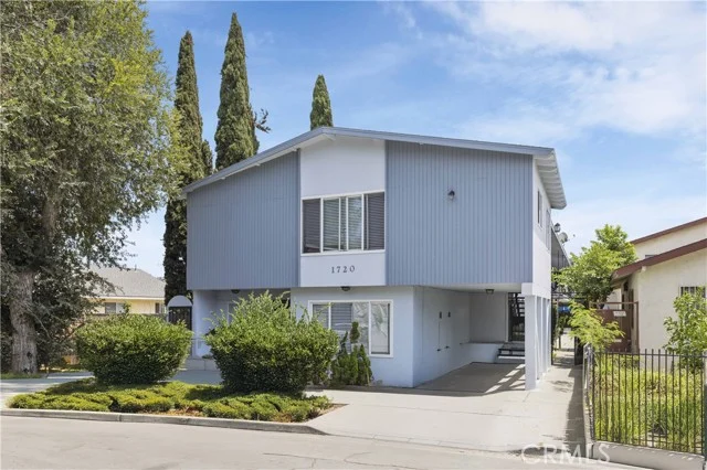 1720 Cerritos Avenue, Long Beach