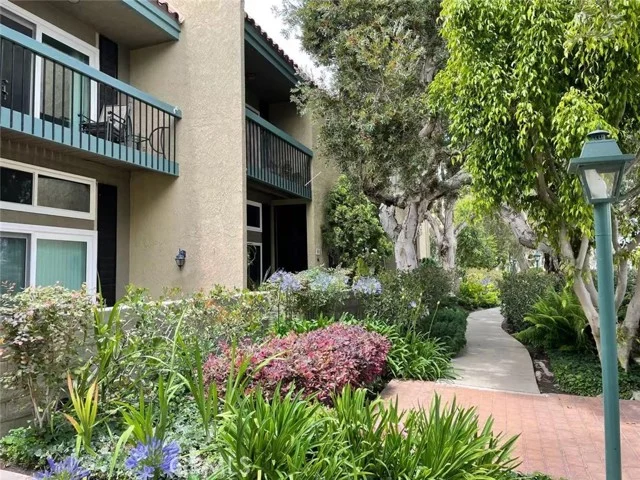 1018 Palo Verde Avenue, Long Beach