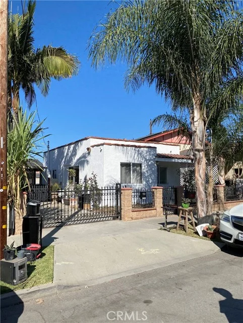 2033 W Burnett Street photo 1
