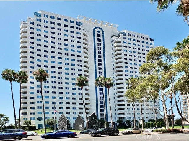 525 E Seaside Way 1007 photo 1