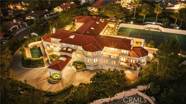 2228 Via Cerritos photo 3