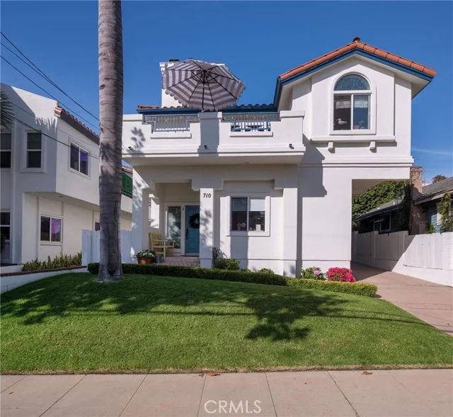 710 N Irena Avenue #A photo 2