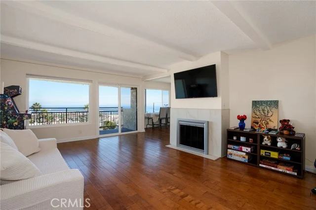 765 W 26th Street #308, San Pedro