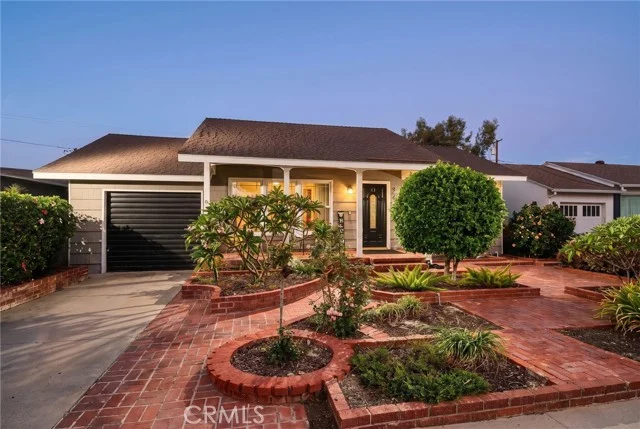 5449 E Fairbrook Street, Long Beach