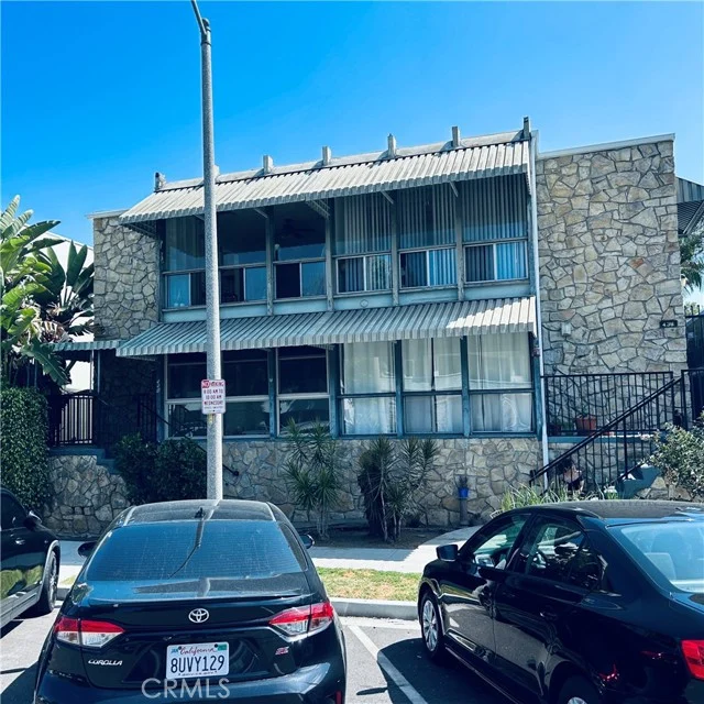 #2 Cedar, Long Beach