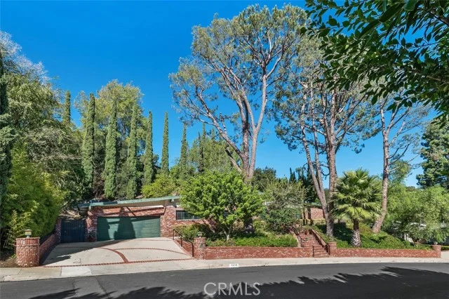 3635 Royal Woods, Sherman Oaks