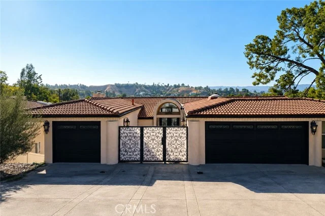 21765 Ybarra, Los Angeles