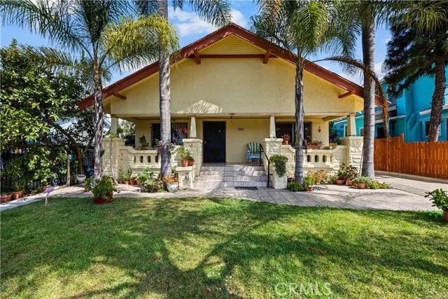 707 W 49th Street, Los Angeles