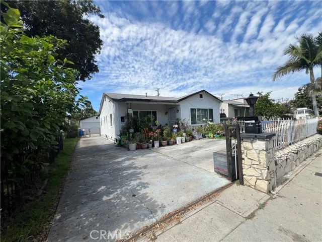 727 Oakford photo 1