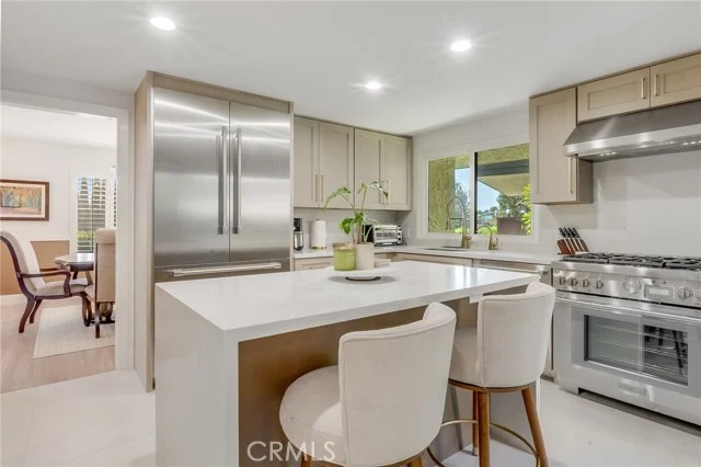 6330 Riviera, Long Beach