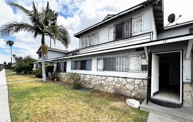 17 Scottsdale N, Carson