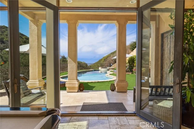 4322 Escondido Drive, Malibu