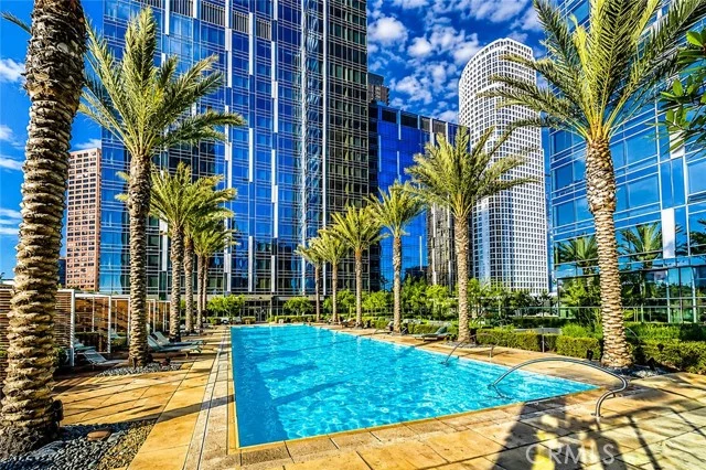 877 Francisco Street #1818, Los Angeles