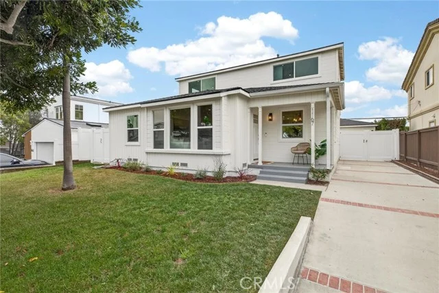1167 Magnolia Avenue, Manhattan Beach