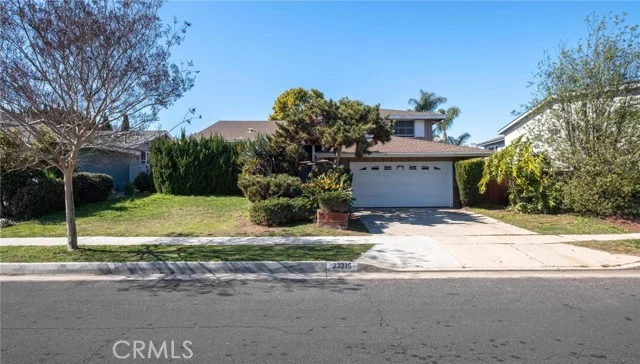 23215 Elm Avenue photo 1
