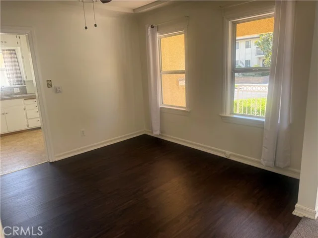 1056 W 8th Street W photo 5