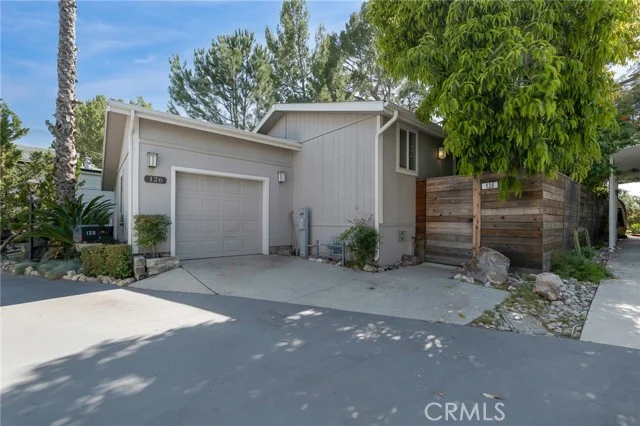 126 Pueblo Lane photo 2