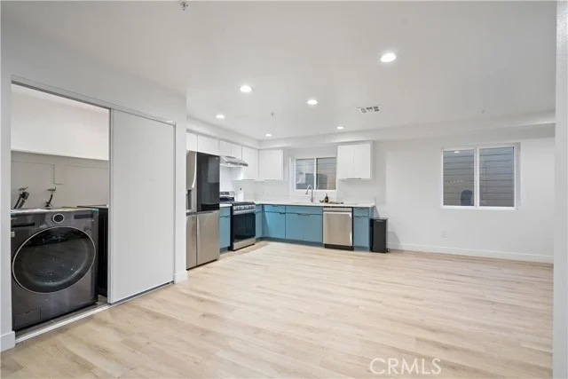 1029 Lord Street photo 2