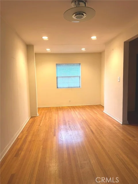 5704 El Rincon Way photo 3