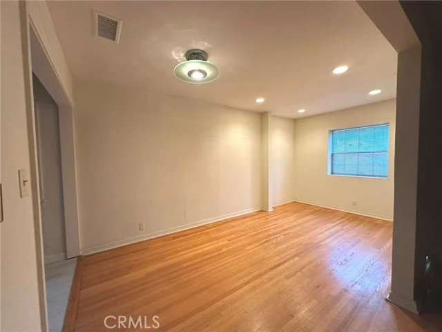 5704 El Rincon Way photo 4
