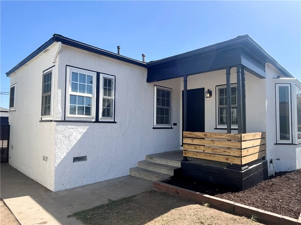 8718 Cimarron Street photo 2