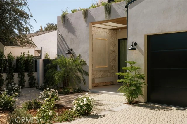 14755 Hesby Street photo 2